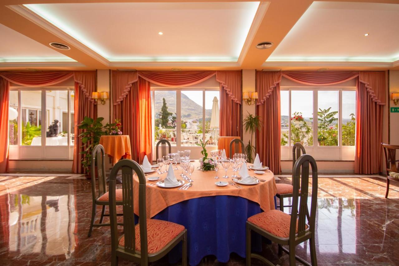 Hotel Hidalgo Martos Bagian luar foto